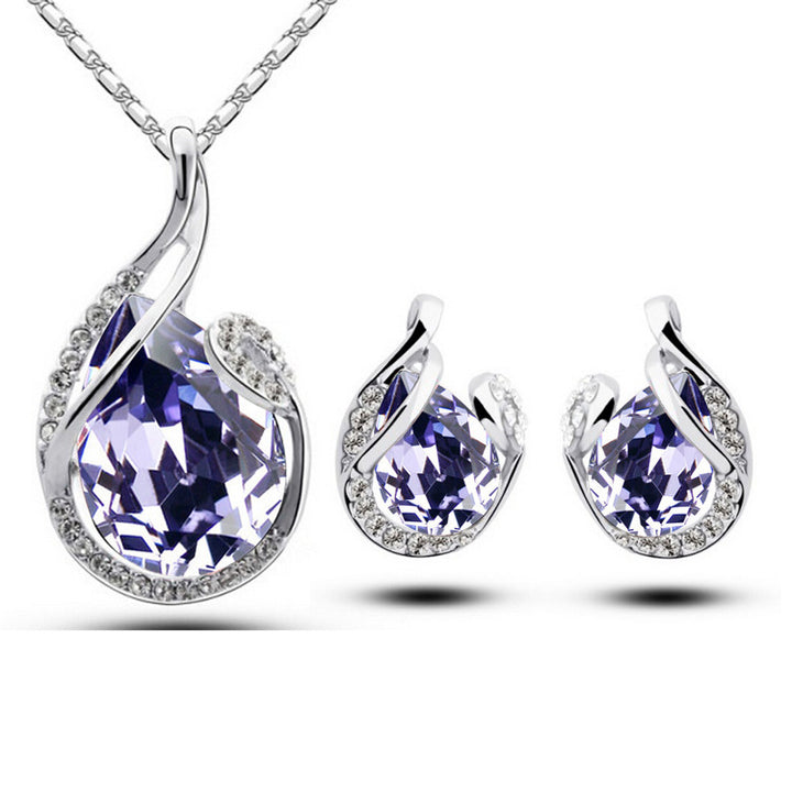 Teardrop crystal necklace and earring set